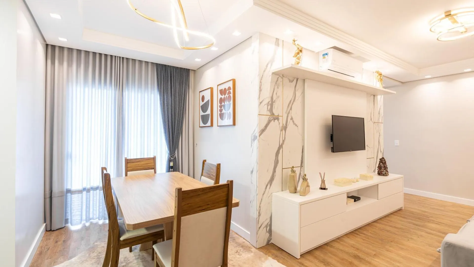 Apto A 150M Da Praia E 15Min Beto Carreiro Com Wi-Fi, Piscina, Portaria 24H, Playground Infantil, Quadra De Esportes Sacada Com Churrasqueira E Vaga De Garagem Piçarras 0*,  Brezilya