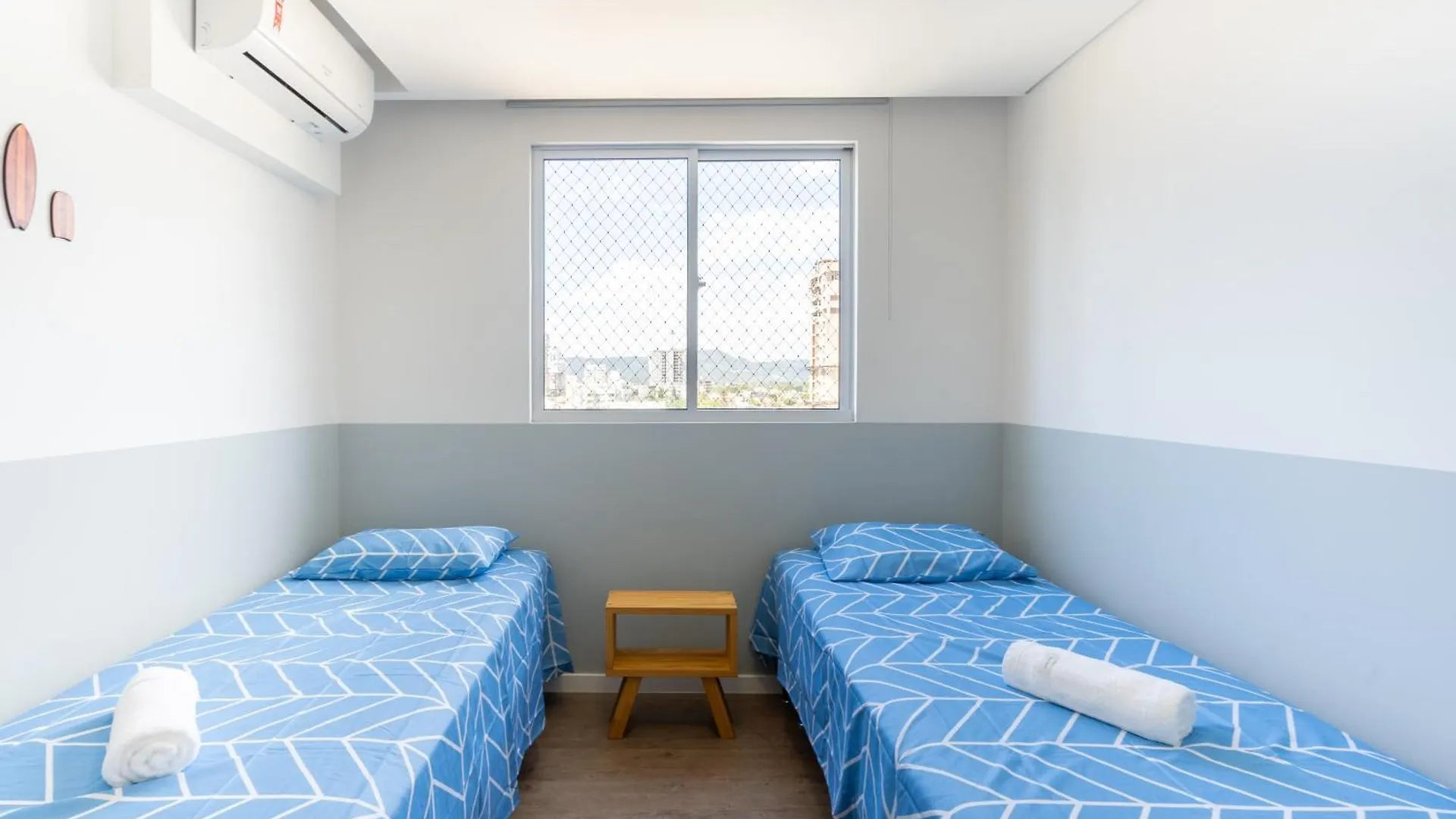 Apto A 150M Da Praia E 15Min Beto Carreiro Com Wi-Fi, Piscina, Portaria 24H, Playground Infantil, Quadra De Esportes Sacada Com Churrasqueira E Vaga De Garagem Piçarras