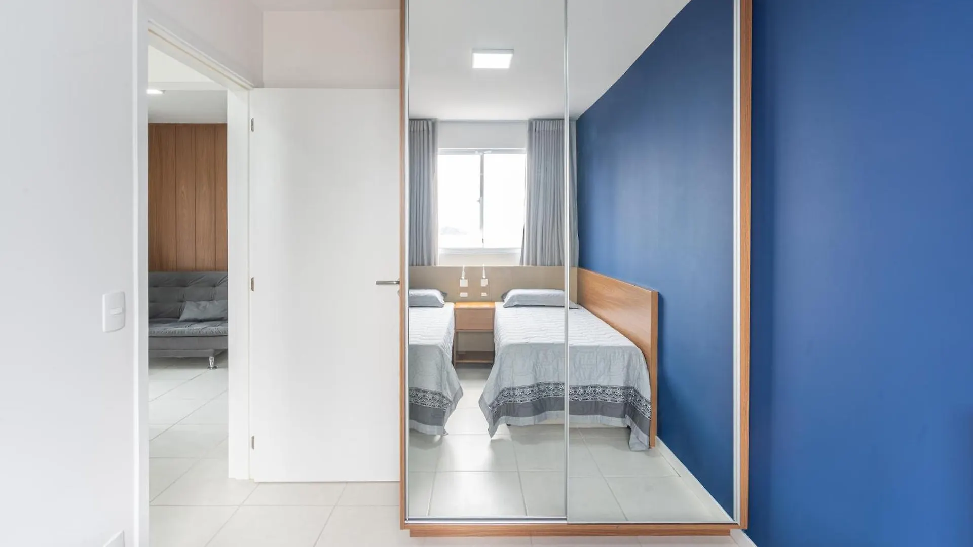 Daire Apto A 150M Da Praia E 15Min Beto Carreiro Com Wi-Fi, Piscina, Portaria 24H, Playground Infantil, Quadra De Esportes Sacada Com Churrasqueira E Vaga De Garagem Piçarras