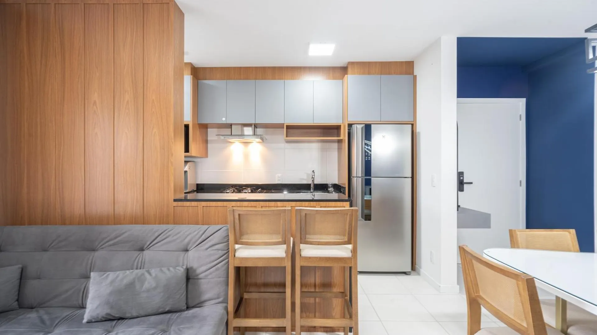 Daire Apto A 150M Da Praia E 15Min Beto Carreiro Com Wi-Fi, Piscina, Portaria 24H, Playground Infantil, Quadra De Esportes Sacada Com Churrasqueira E Vaga De Garagem Piçarras Brezilya