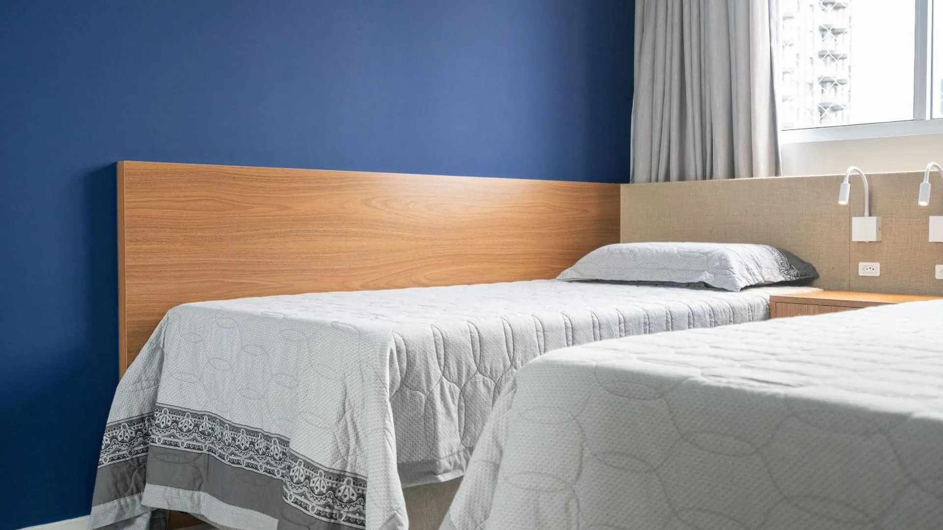 Apto A 150M Da Praia E 15Min Beto Carreiro Com Wi-Fi, Piscina, Portaria 24H, Playground Infantil, Quadra De Esportes Sacada Com Churrasqueira E Vaga De Garagem Piçarras 0*,